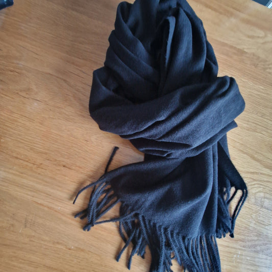 Chelsea fringed scarf - Black