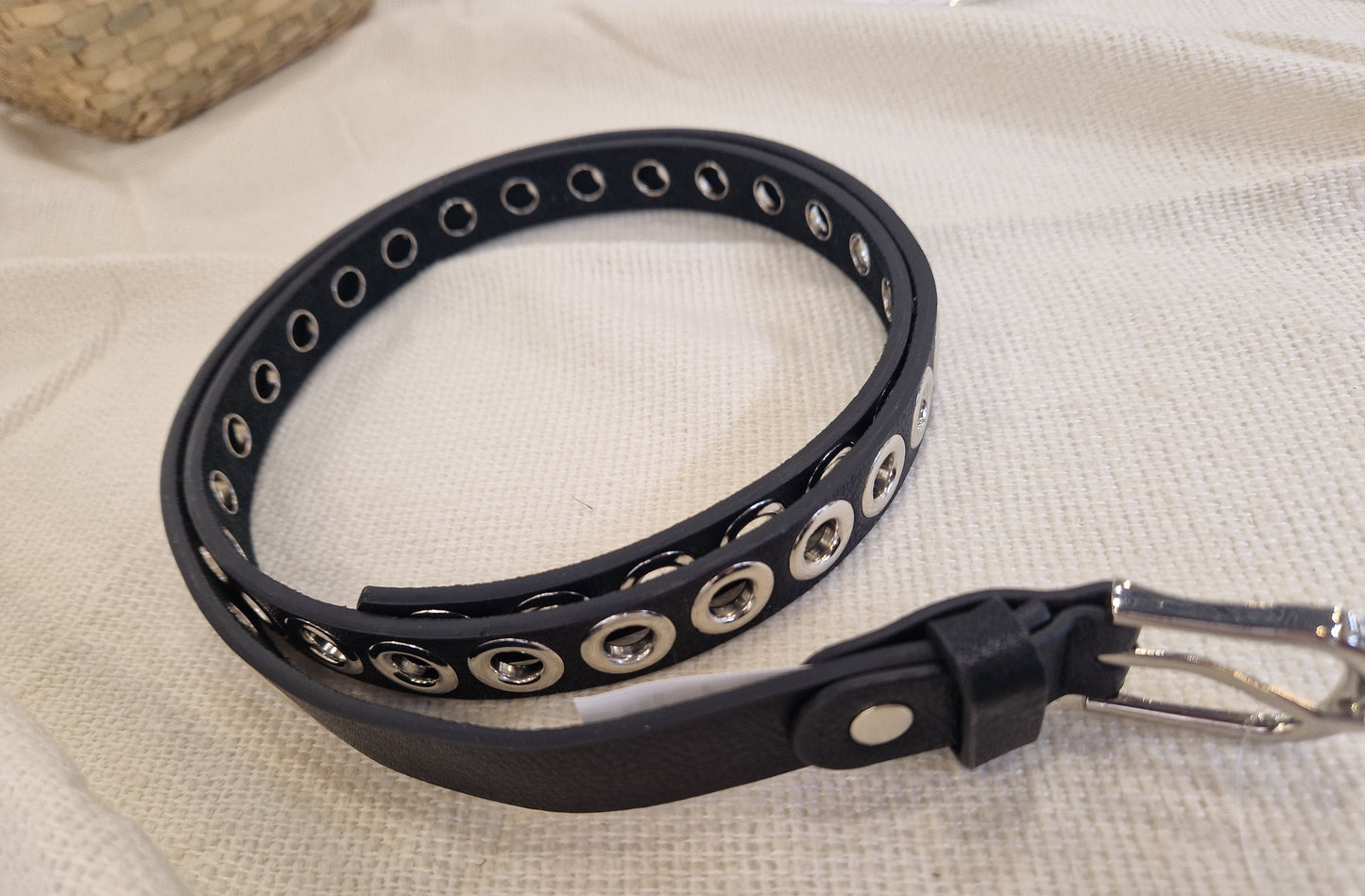 Eyelet belt - silver