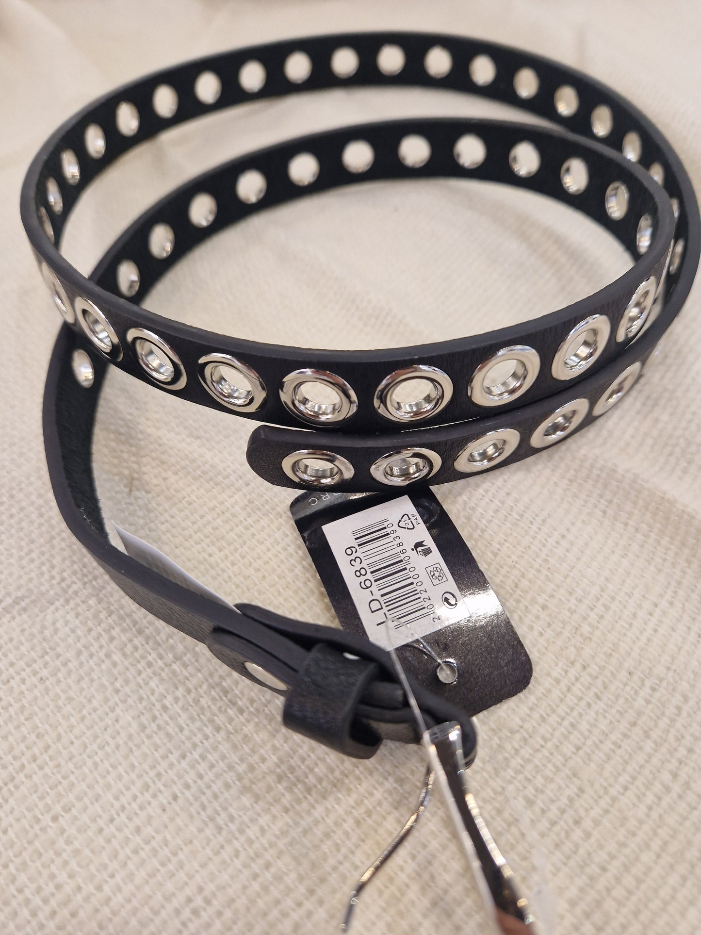 Eyelet belt - silver